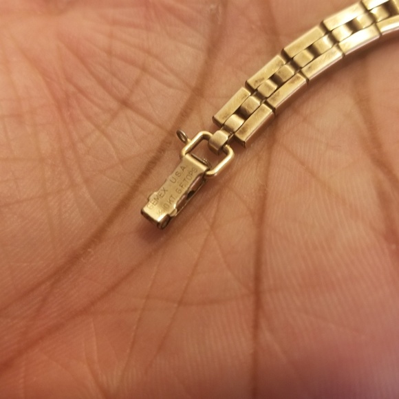 10k Bulova 23 Watch - Picture 4 of 6